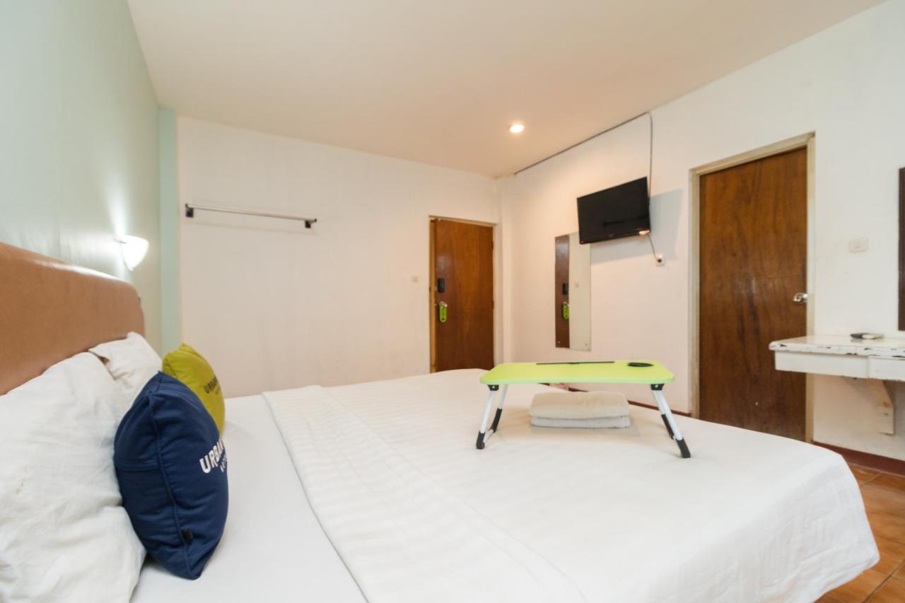 Reddoorz Plus Near Kebayoran Baru Blok S 雅加达 外观 照片